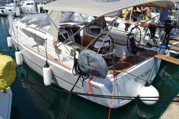 Dufour Grand Large 360