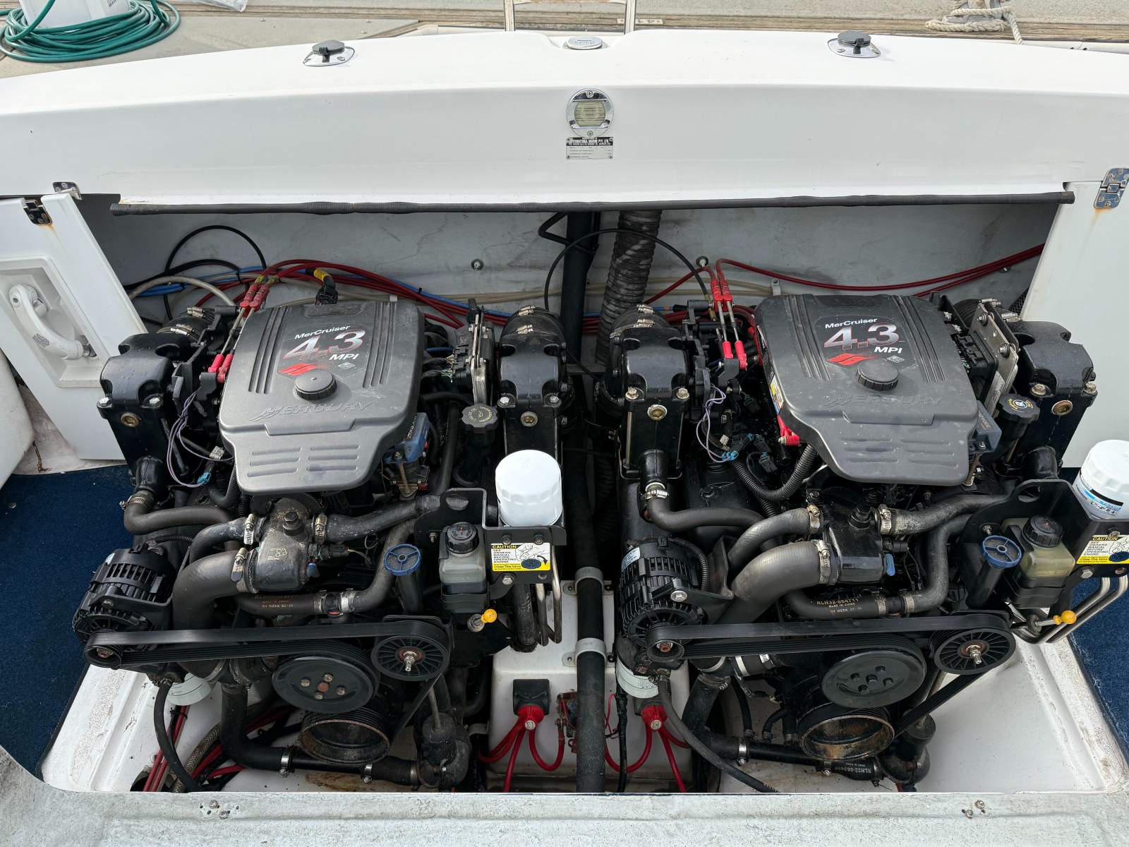 Caribbean 26 Flybridge Cruiser 2006 Model KAIZEN