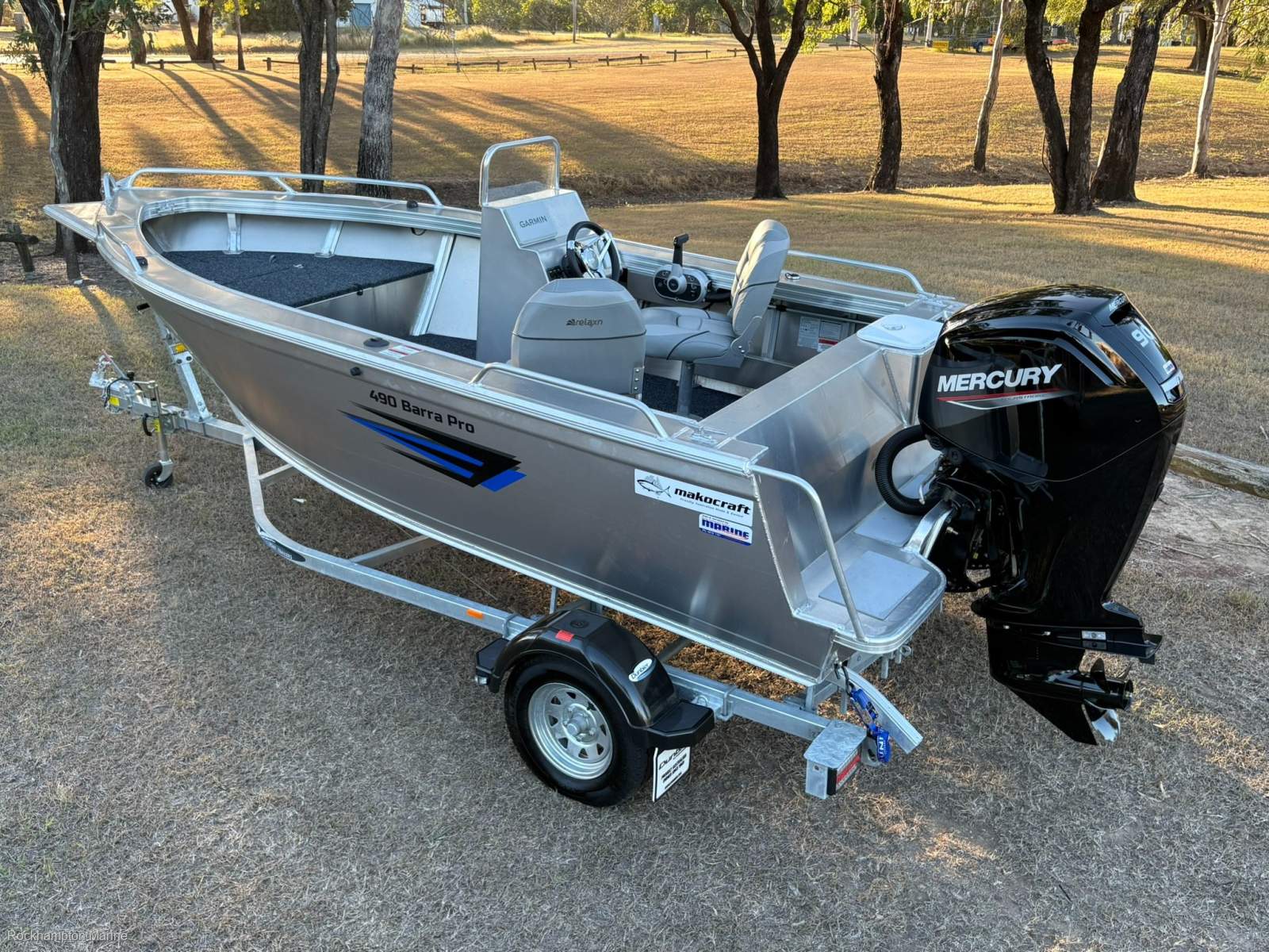 Makocraft 490 Barra Pro Side Console BOAT PACKAGE IN STOCK AND ON SALE NOW!!!
