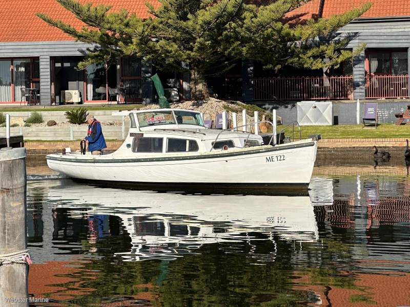 Lacco Timber Cruiser 30'