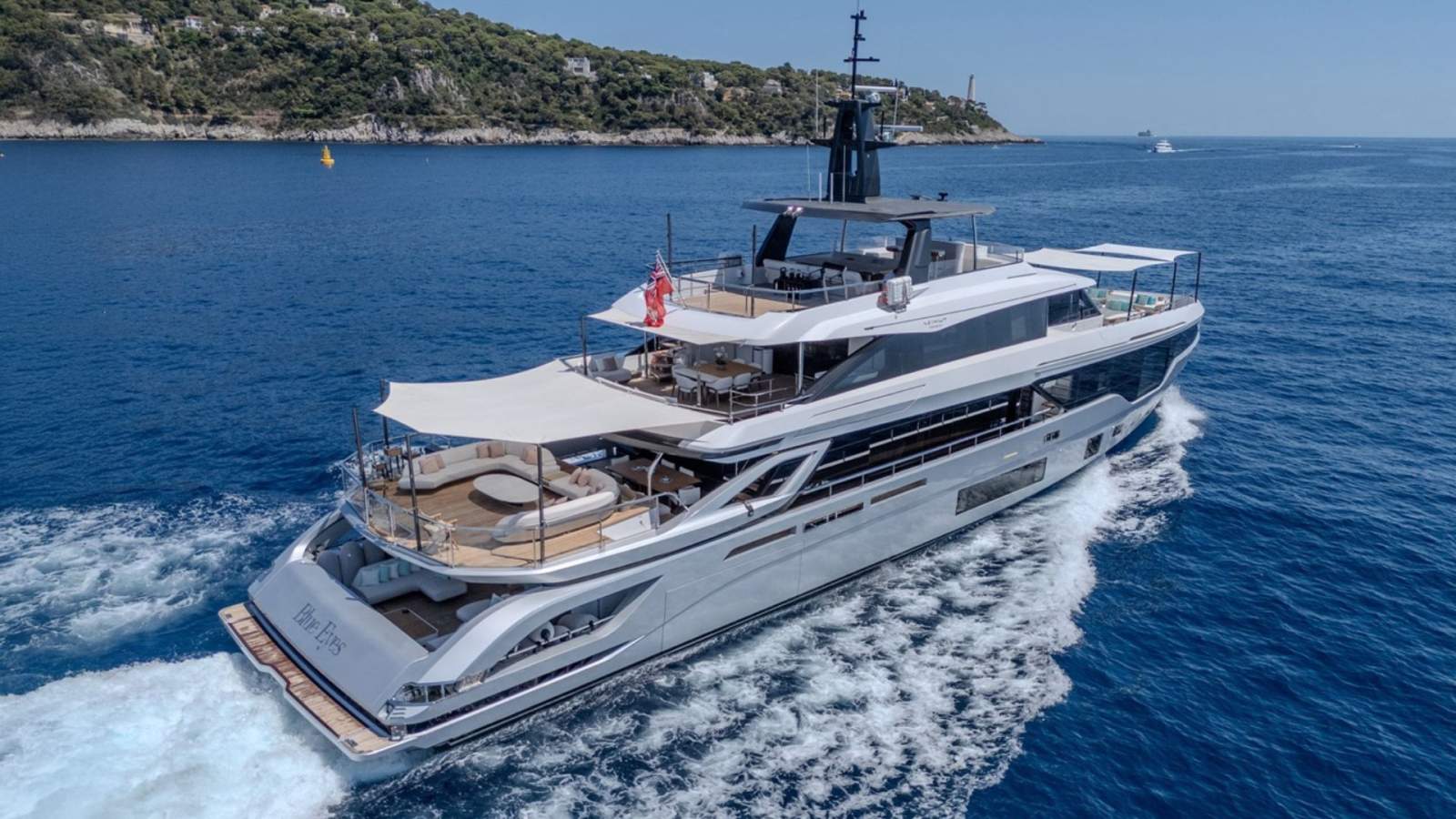 Azimut Grande Trideck