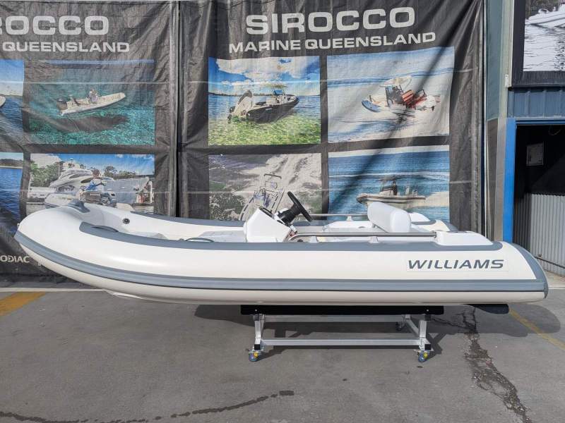 Williams 395 Sportjet Fibreglass centre console RIB with hypalon tubes