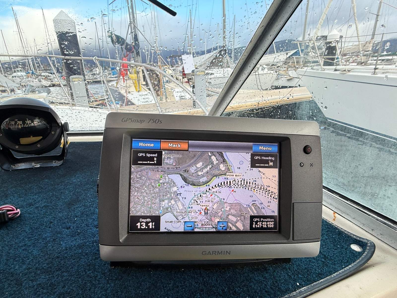 Caribbean 25 Flybridge Cruiser