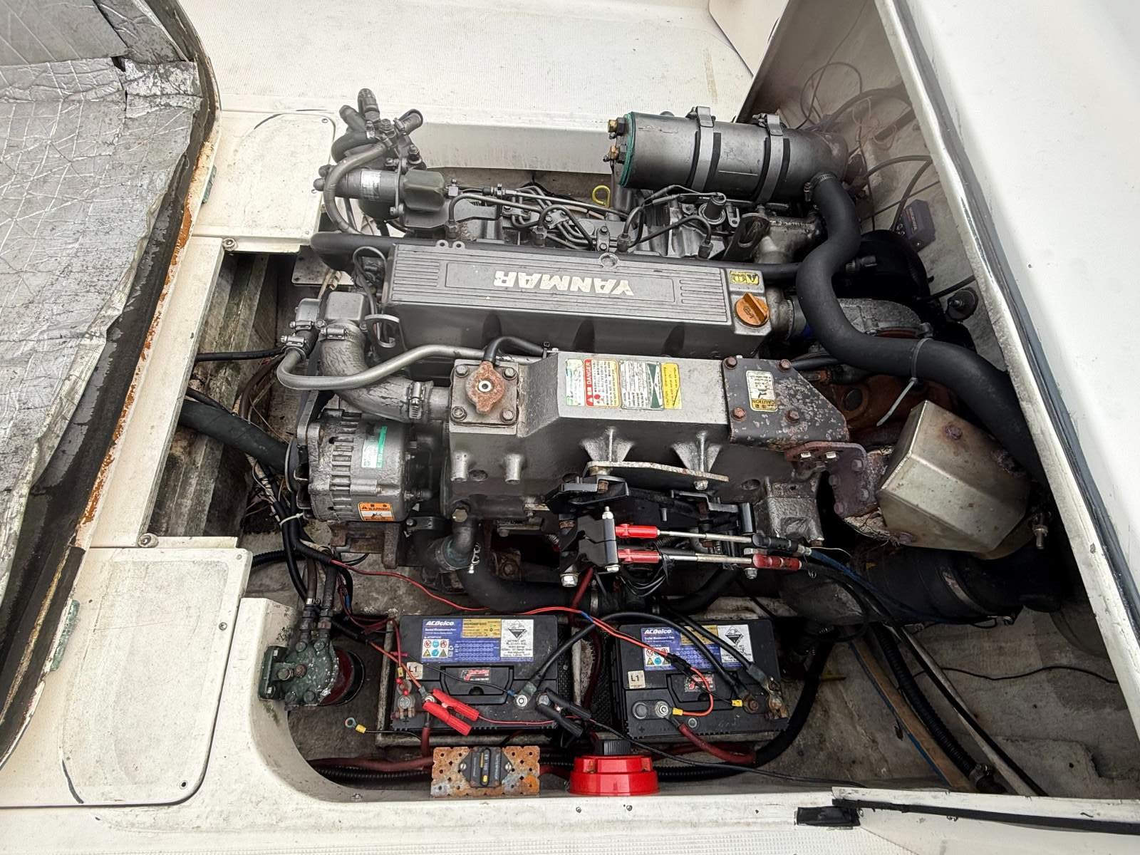 Caribbean 25 Flybridge Cruiser
