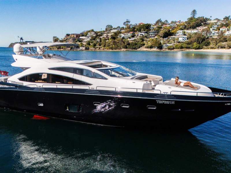 Sunseeker Predator 84
