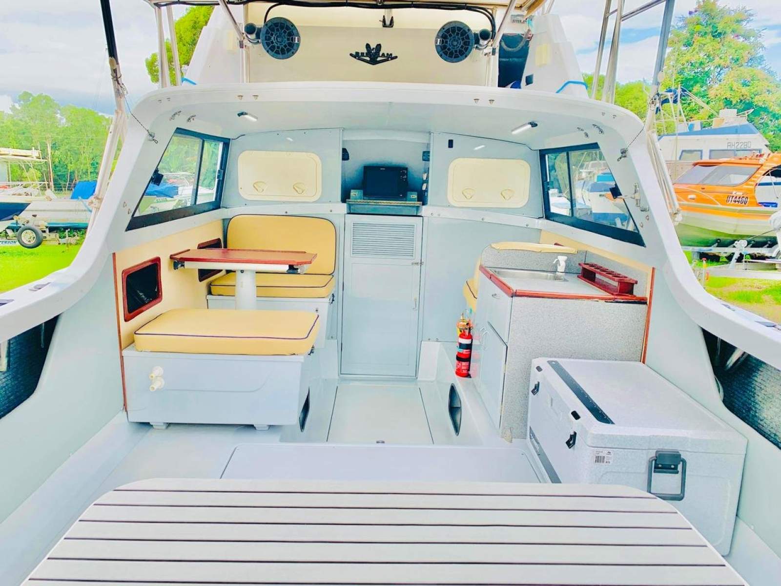 Bertram 25 Flybridge