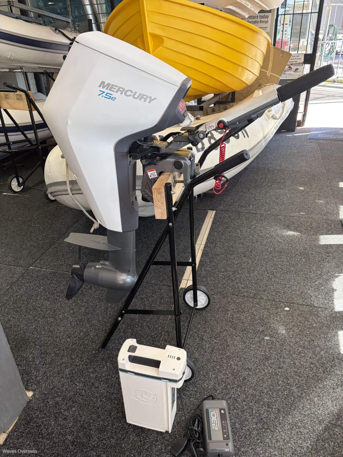 Used Mercury Avator 7.5e short shaft electric outboard with 2 batteries