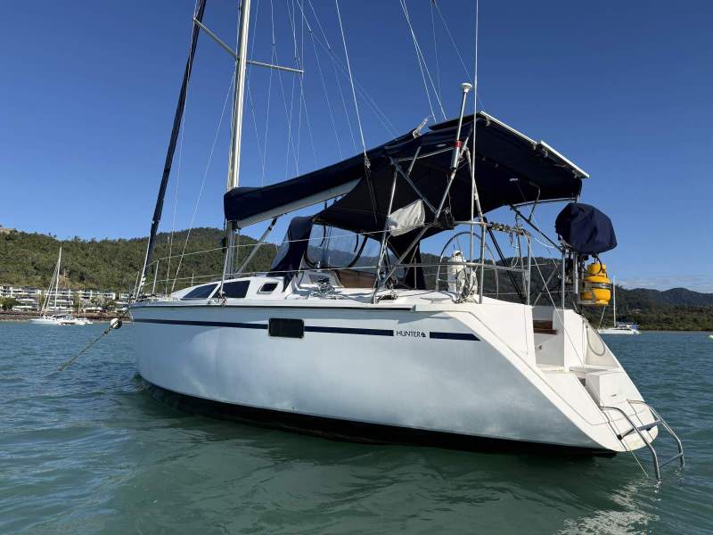 Hunter 33.5