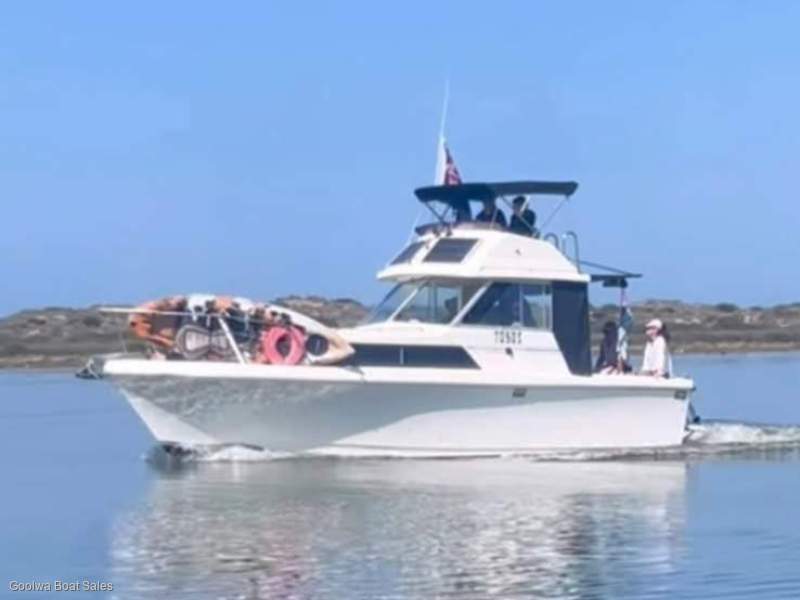 Mariner 25 Flybridge