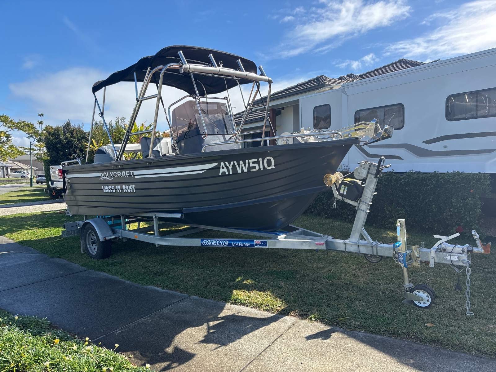 Polycraft 5.30 Warrior Centre Console Well set up boat
