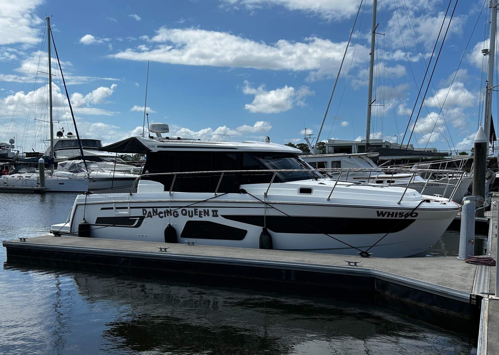 Jeanneau Merry Fisher 1095 Coupe