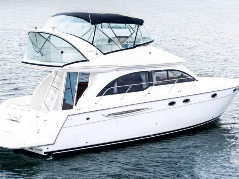 Meridian Bay Cruiser Bow & Stern Thusters