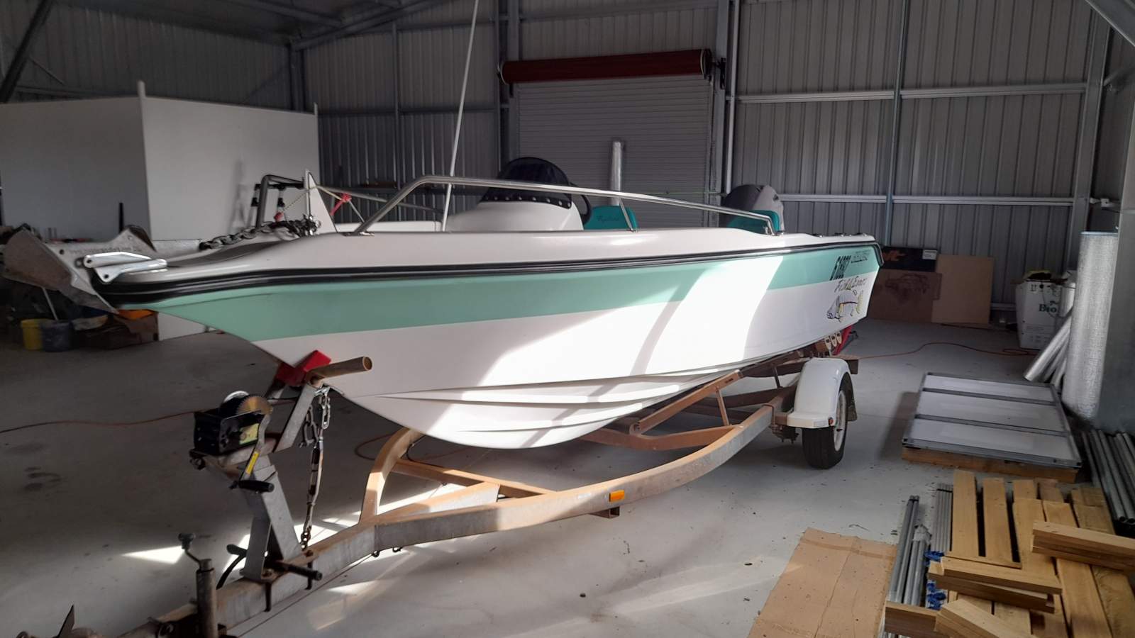 Cyclone 540 Side Console
