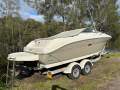 Sea Ray 225 Weekender 80 Hours