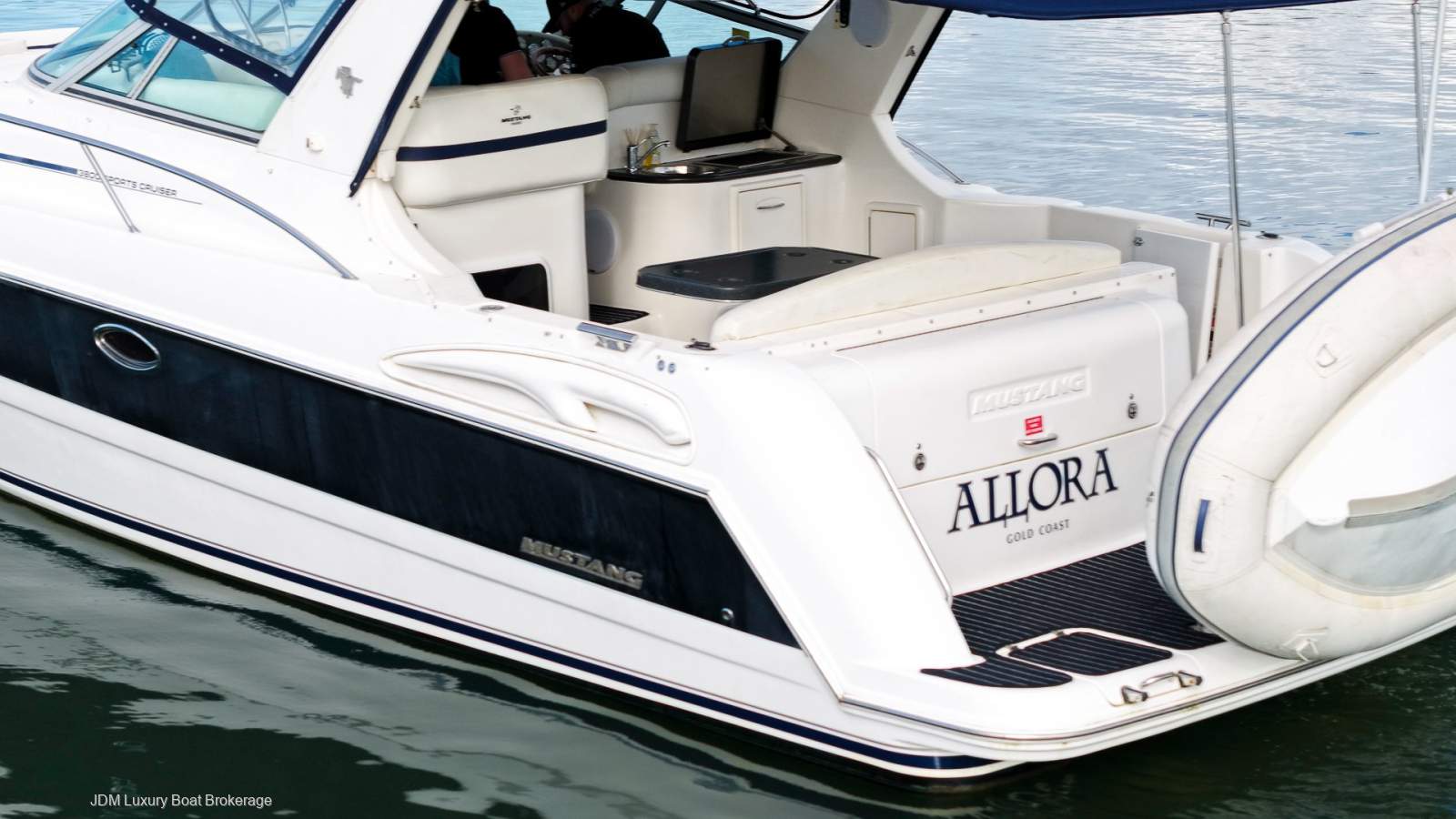 Mustang 3800 LE Sportscruiser