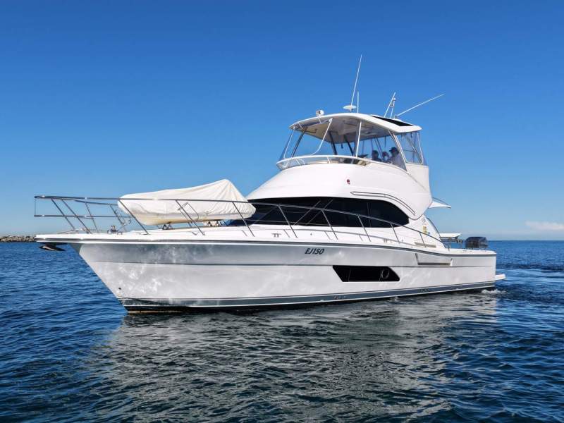 Riviera 43 Open Flybridge