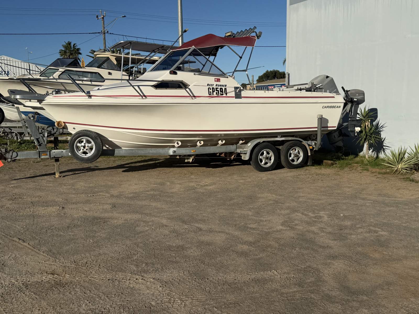 Caribbean 213 Reef Runner Immaculate condition