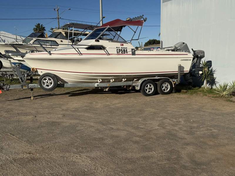 Caribbean 213 Reef Runner Immaculate condition