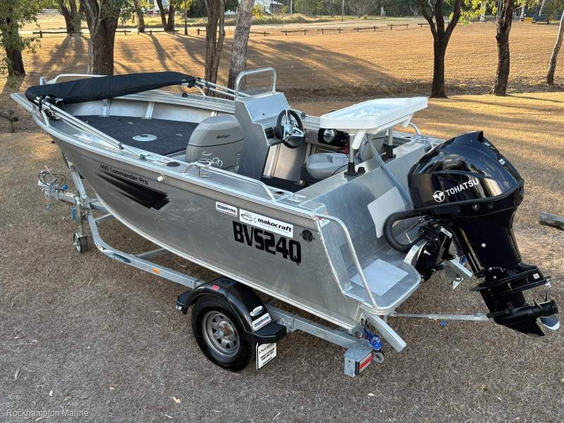 Makocraft 460 Commander Pro Side Console - Only 60 Hours - Immaculate Condition