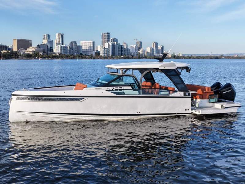 Saxdor Yachts 320 GTO - Perfect Rottnest Day Boat