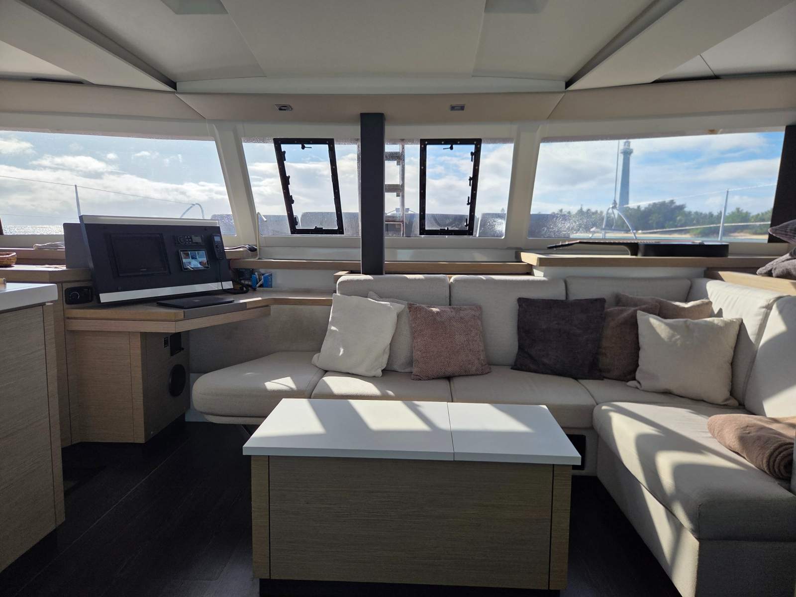 Fountaine Pajot Astrea 42
