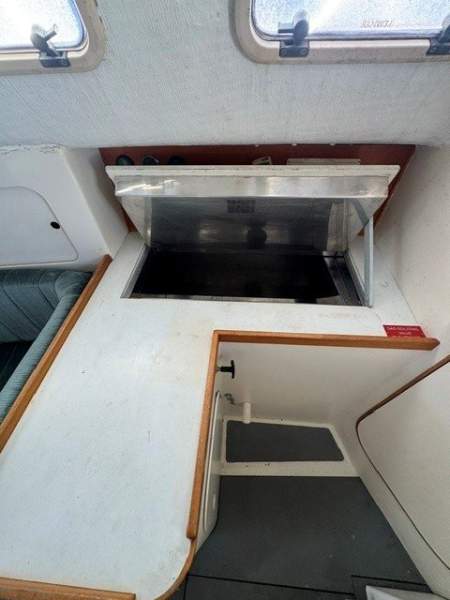 Robertson 9.45m Cruiser/Racer SV Sloop