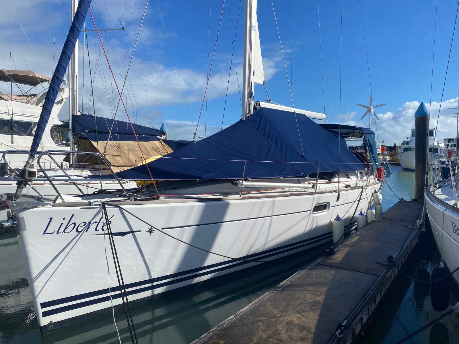 Jeanneau Sun Odyssey 42DS Owners version