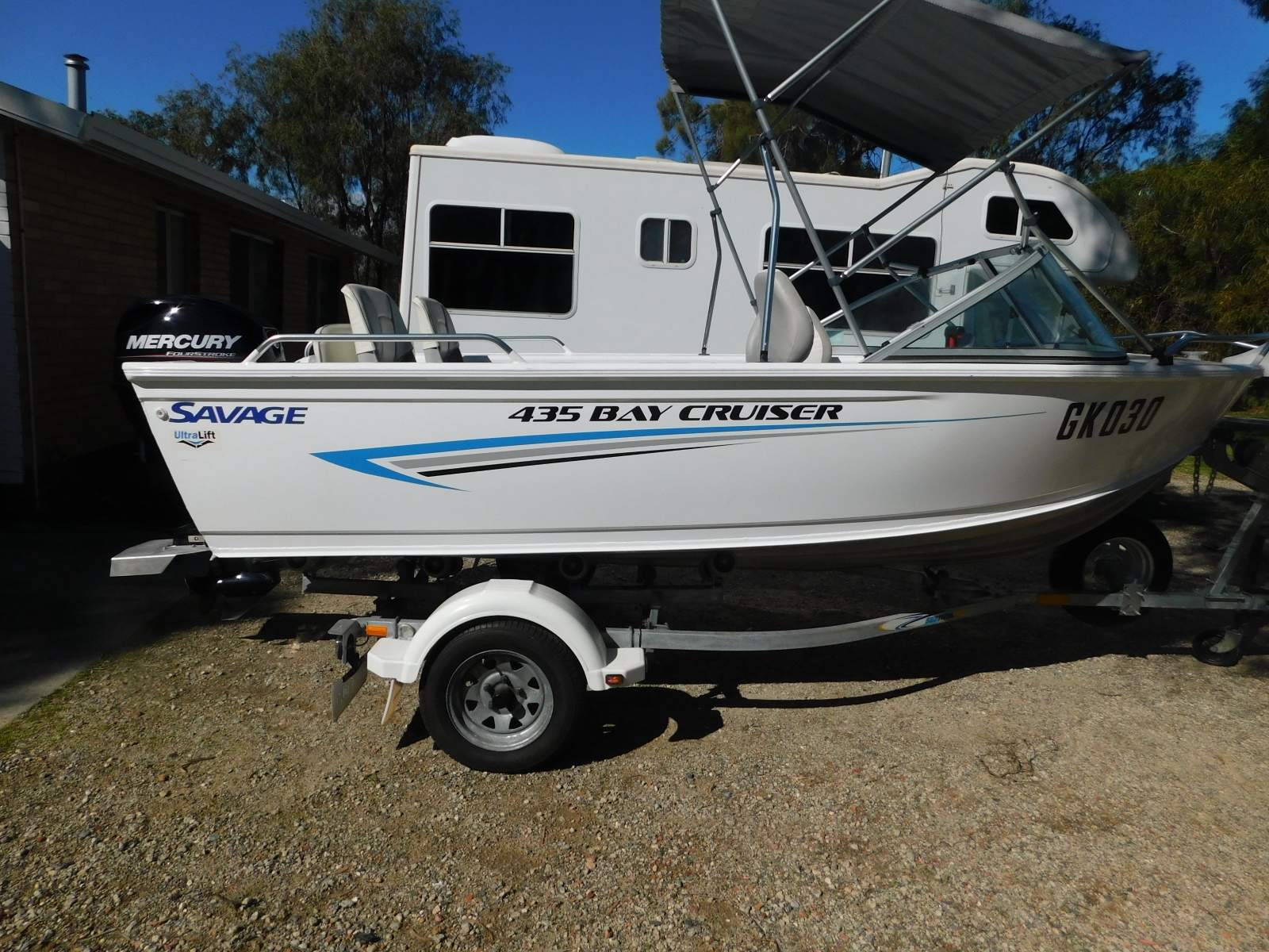 Savage 435 Bay Cruiser