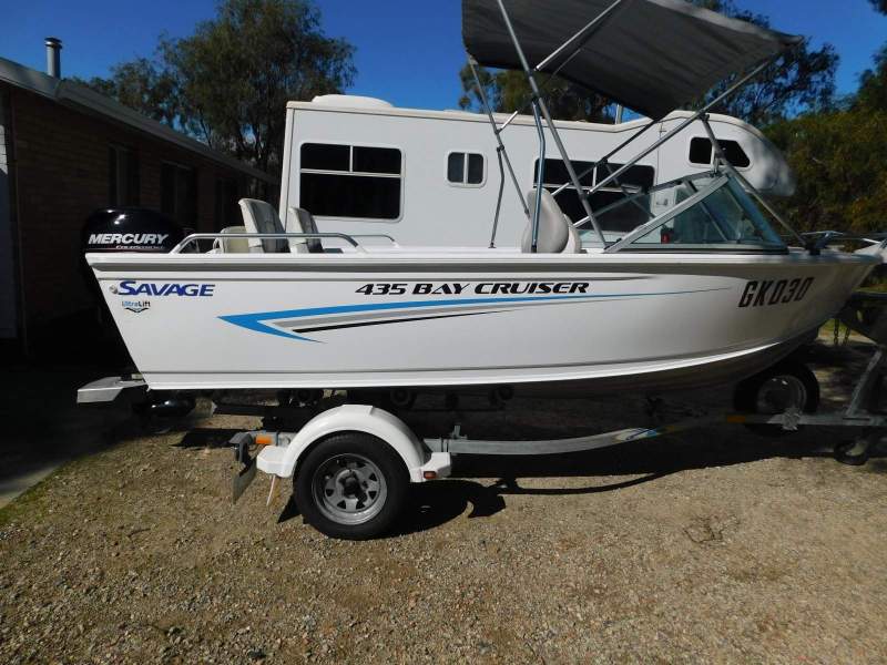 Savage 435 Bay Cruiser