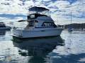 Riviera 3300 Flybridge