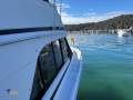 Riviera 3300 Flybridge