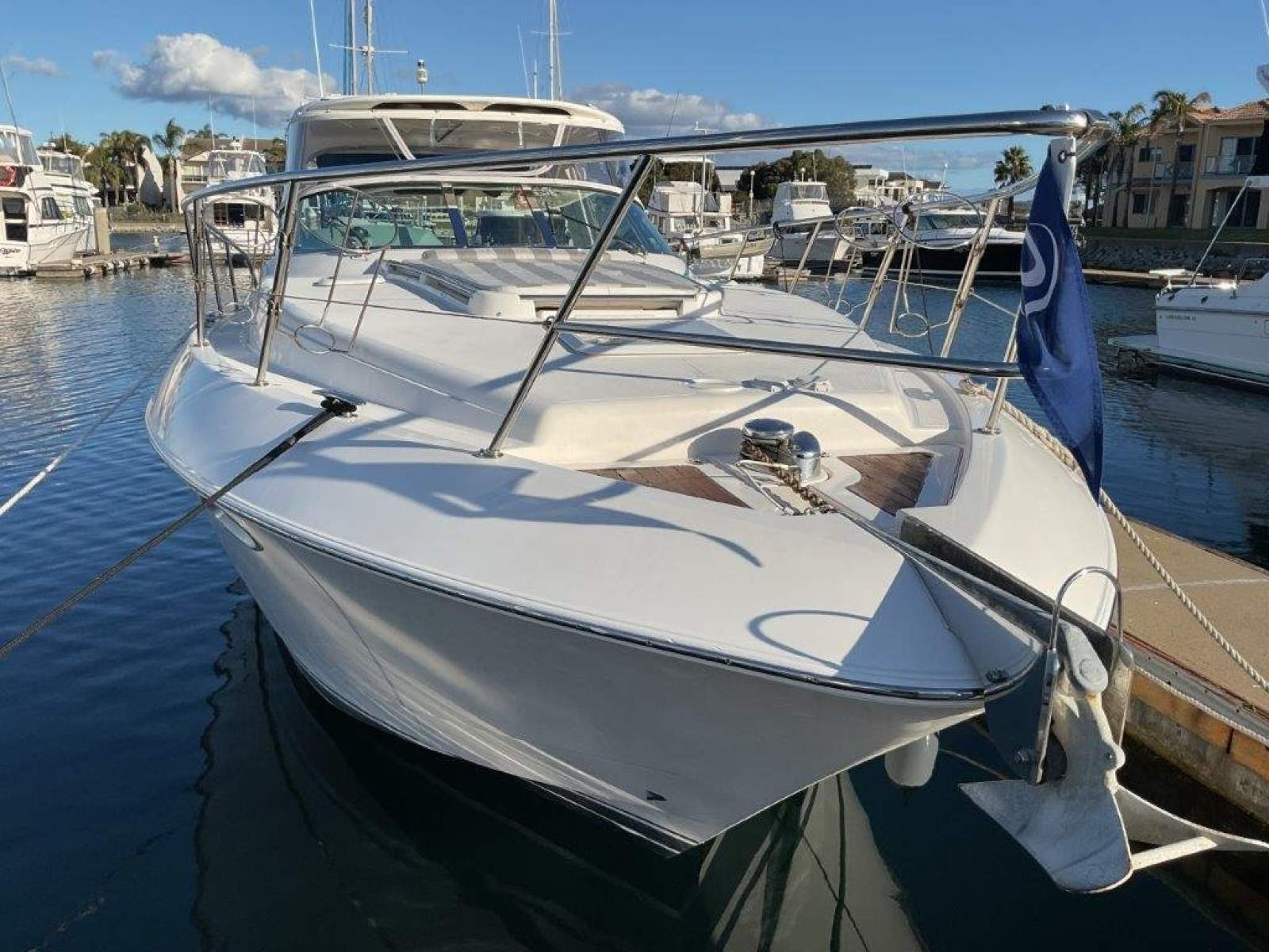 Riviera M360 Sportscruiser Hard-top