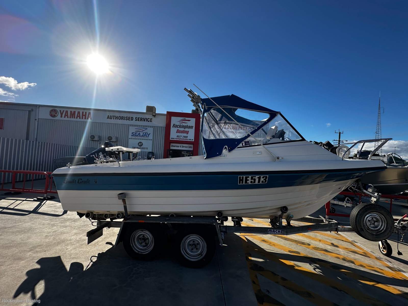 Swiftcraft Dominator 5.6m Cabin cruiser