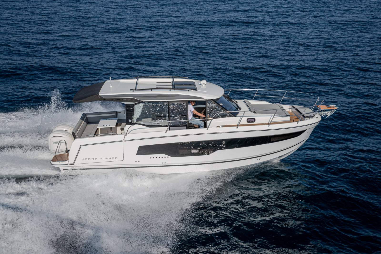 Jeanneau Merry Fisher 1095 Coupe Series 2