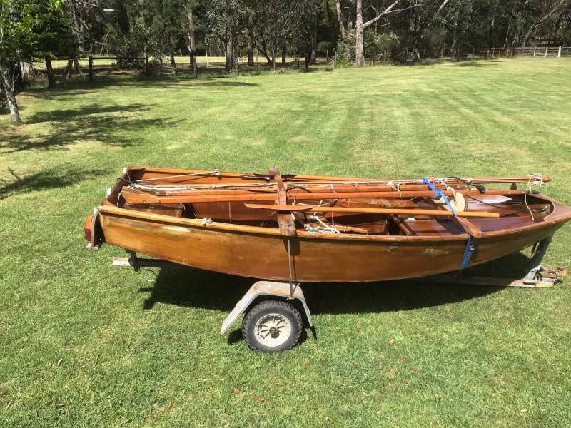 Mirror Sailing Dinghy