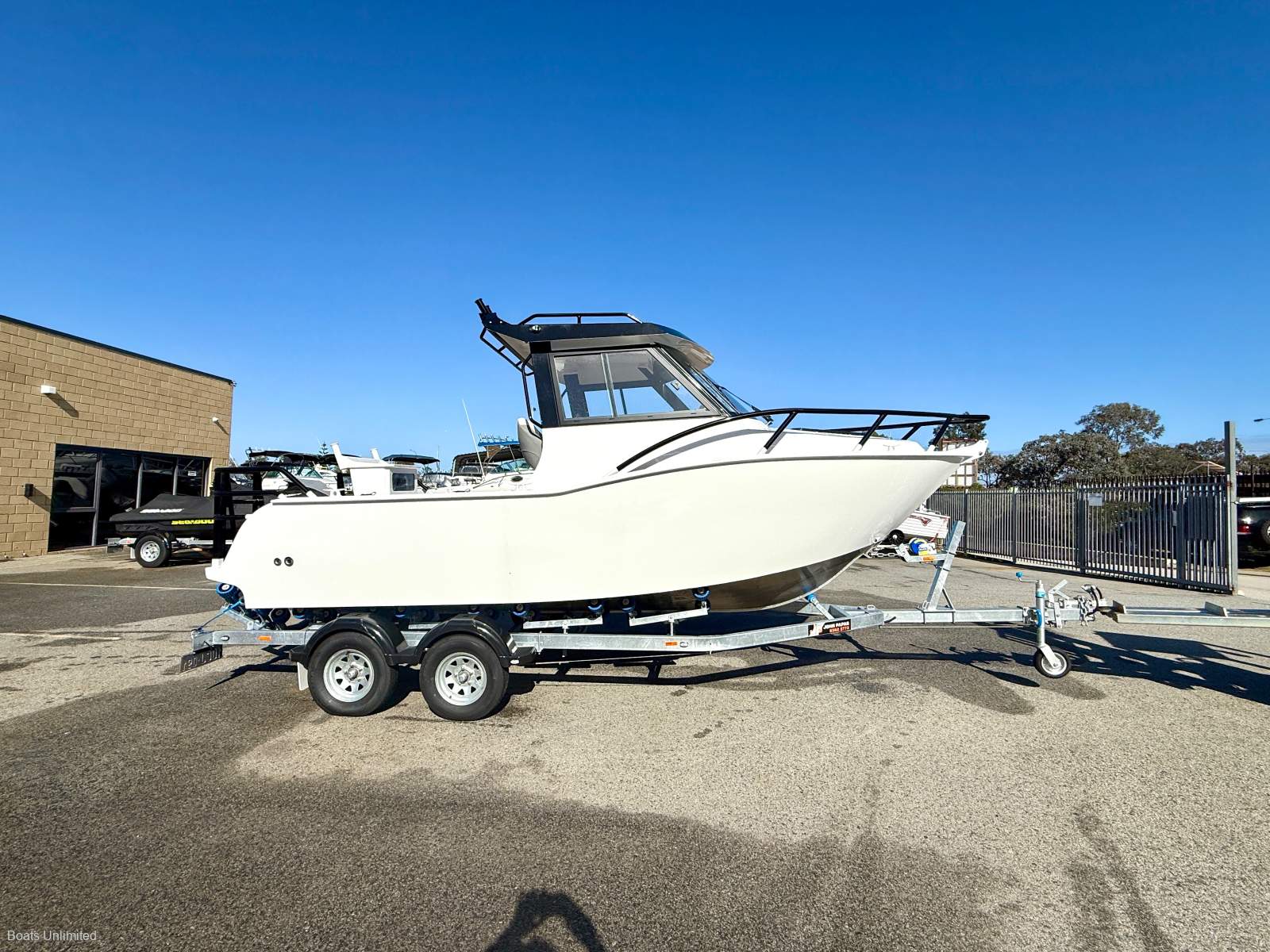 Gospel 6.25 Profisher GREAT DECK SPACE THE EXTENDED FISHING ZONE WOW!