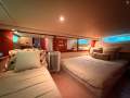 Riviera 4400 Sport Yacht