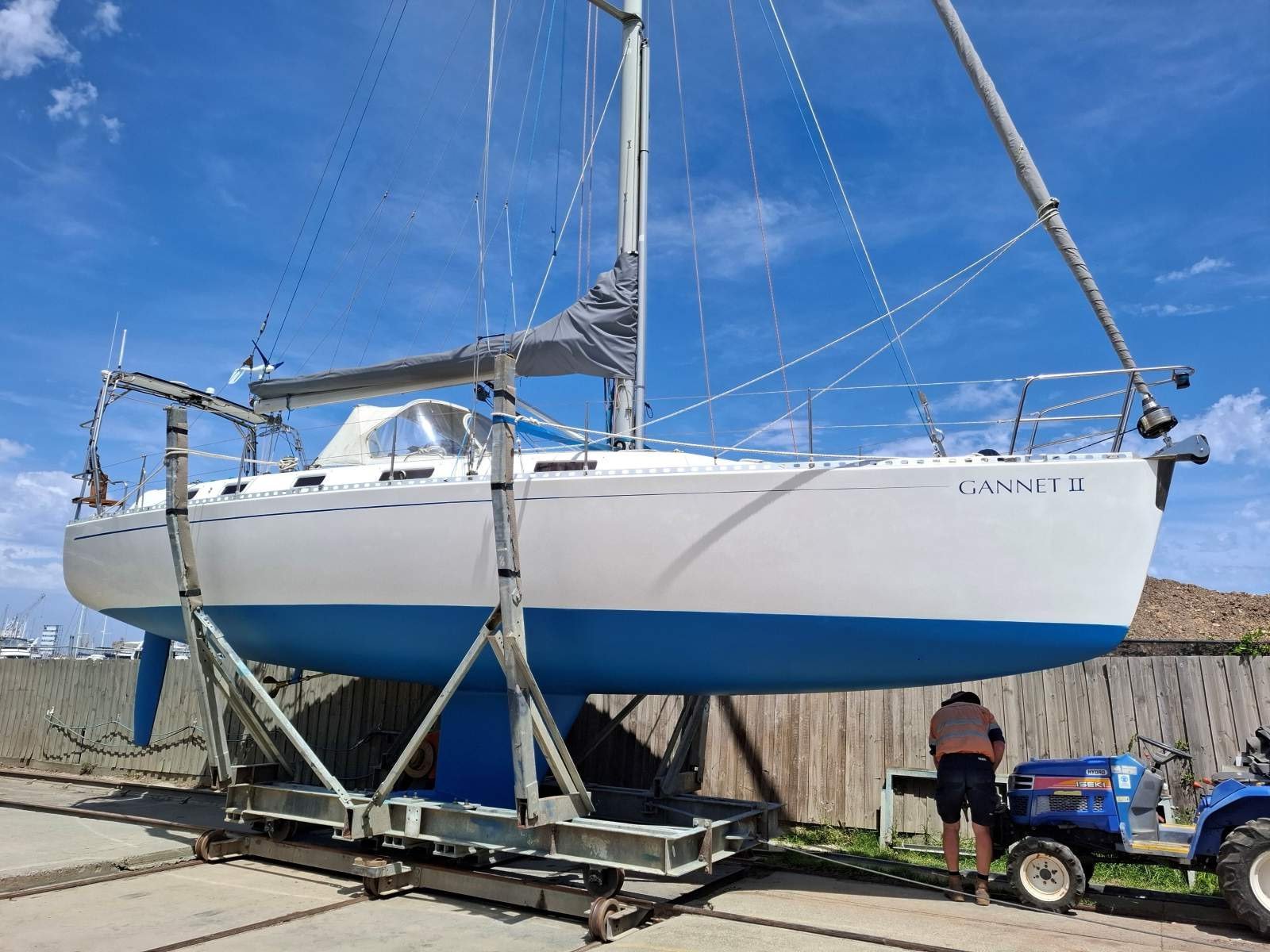 Jarkan Aurora 39 2001