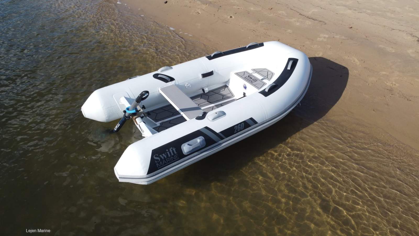 Swift Marine Deluxe 260
