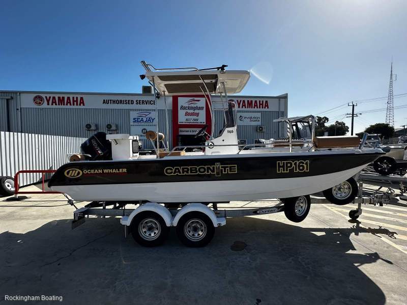 Ocean Whaler 565