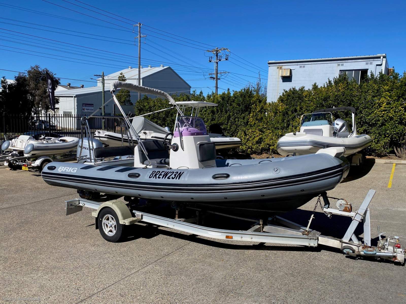 Brig Navigator 570