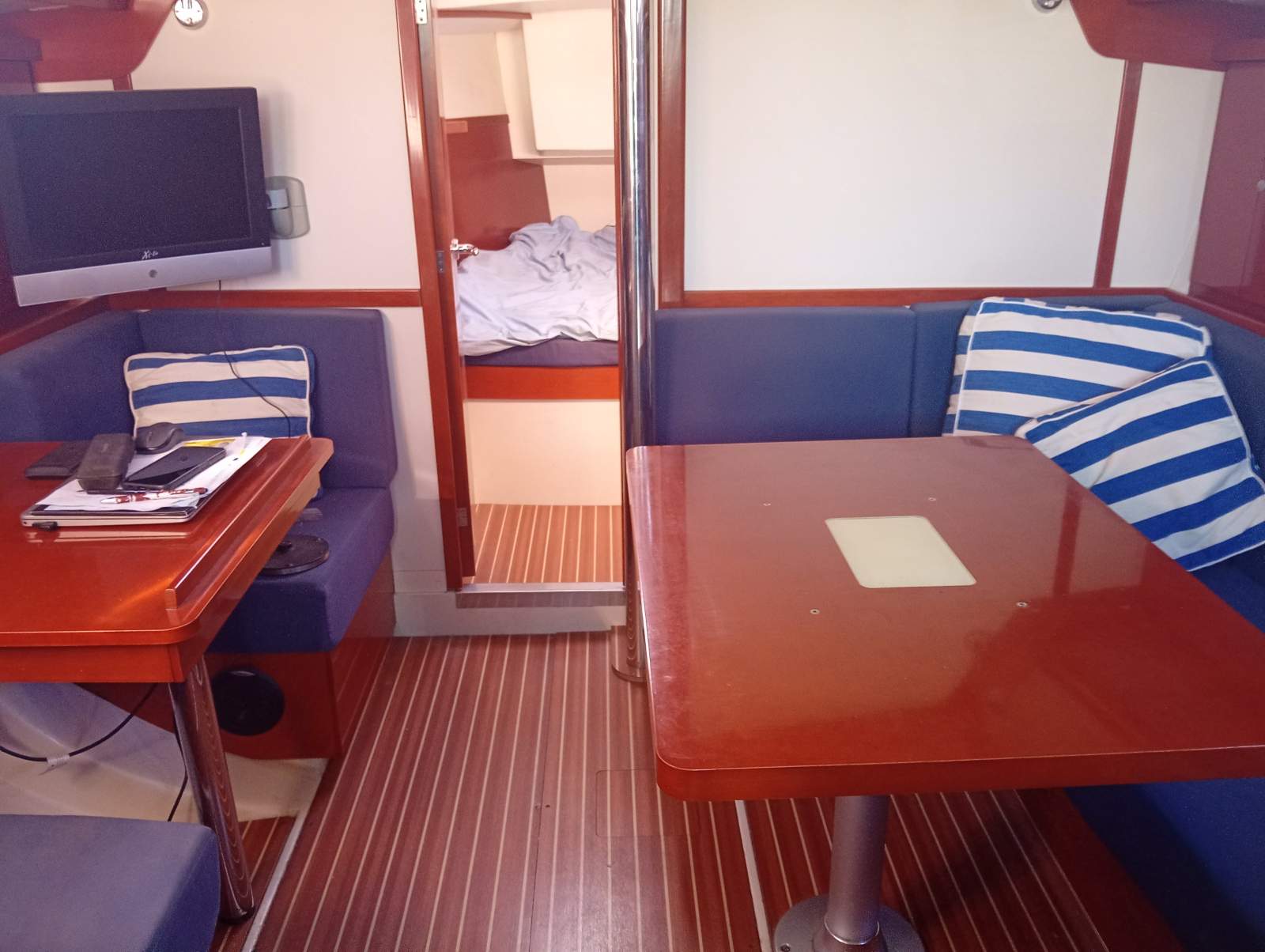 Hanse 370E