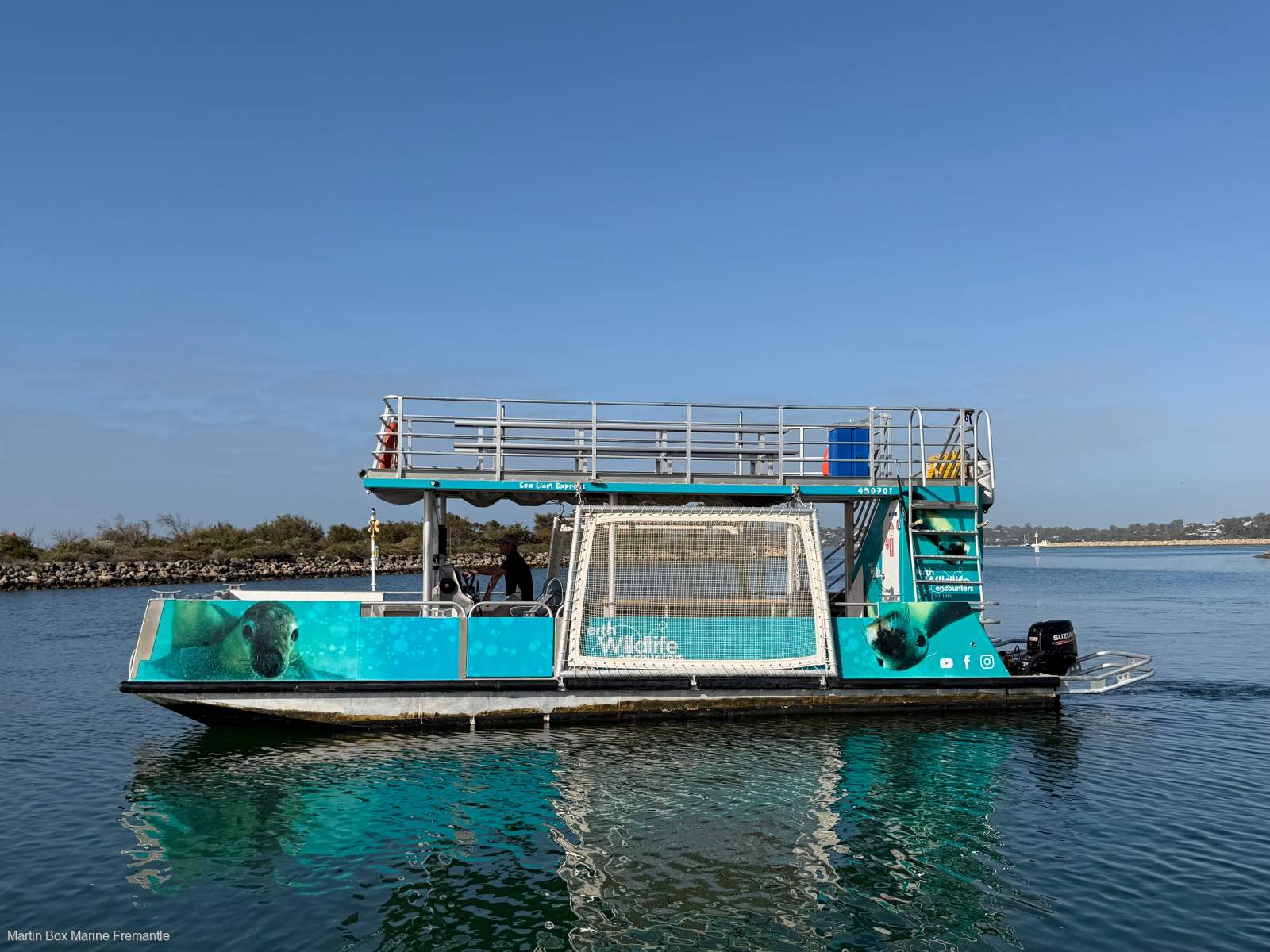 9.1m Multi-Level Tour Boat - "Sealion Express"