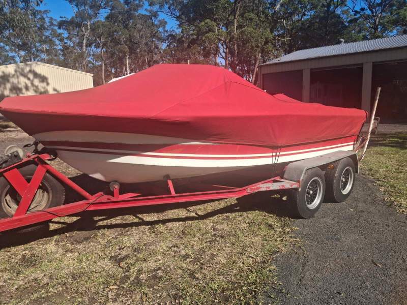 Hamilton J52 Vintage Classic 1980's Jet Boat.