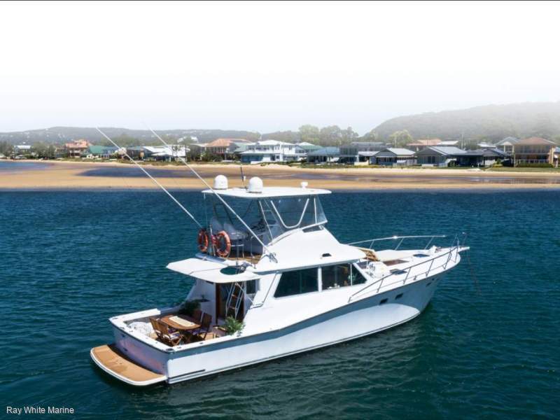 Cresta 46 Flybridge CHARTER