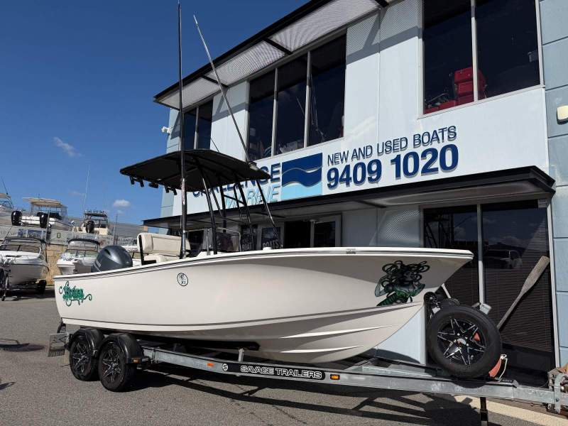 Sportsman Island Reef 19 Centre Console with Yamaha 130HP 4 Stroke