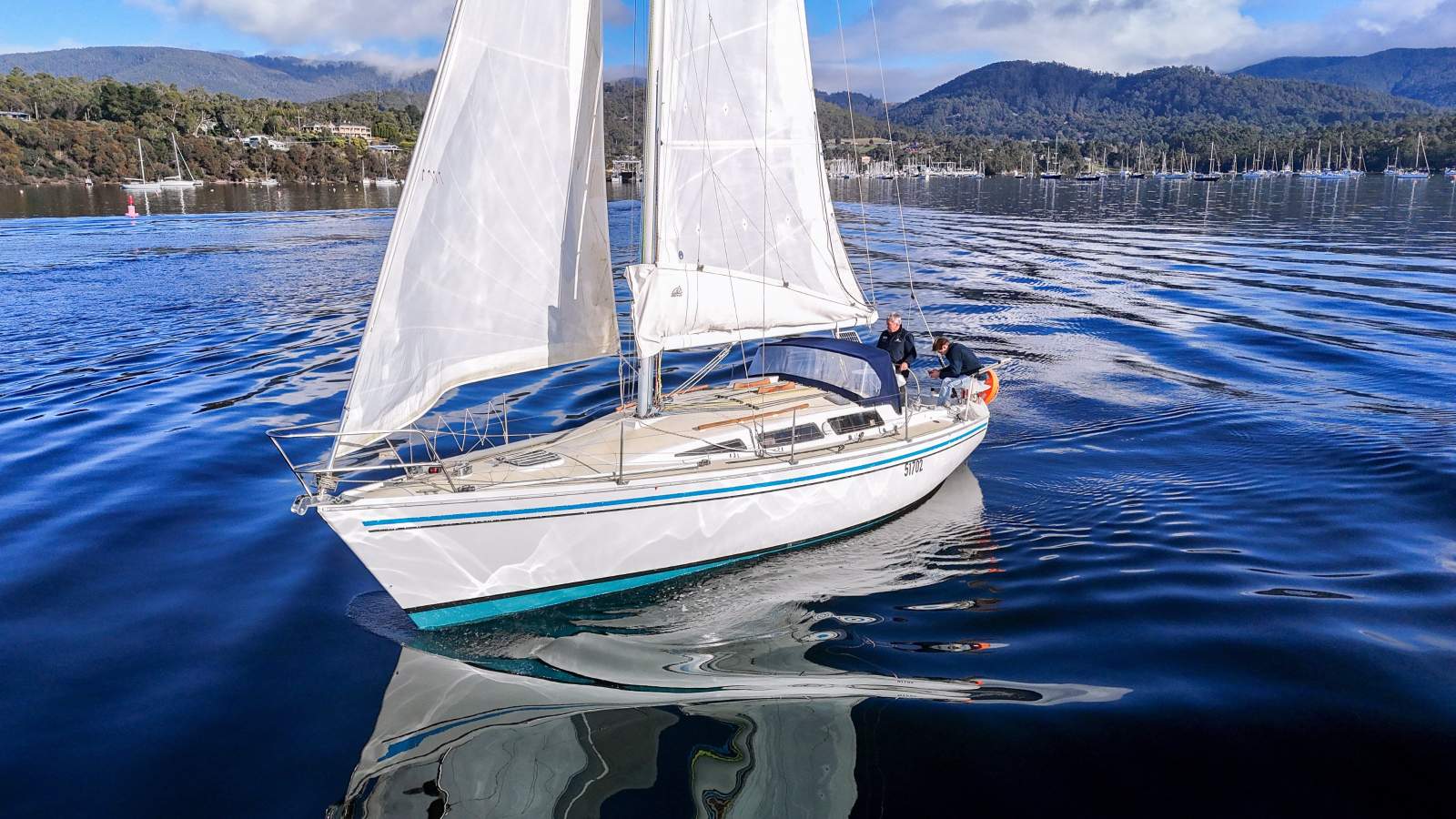 Northshore 33 OWNERS STATEROOM CONFIGURATION, STRONG PEDIGRE!E