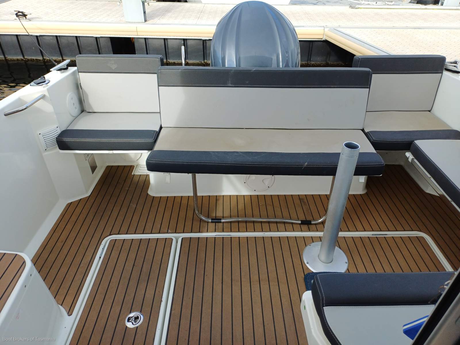 Vin et Fromage Jeanneau Merry Fisher 795 Series 2 Low hours, slipped, antifouled, serviced. Boat Brokers of Tasmania