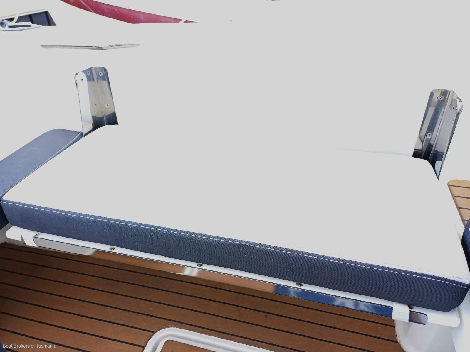 Vin et Fromage Jeanneau Merry Fisher 795 Series 2 Low hours, slipped, antifouled, serviced. Boat Brokers of Tasmania