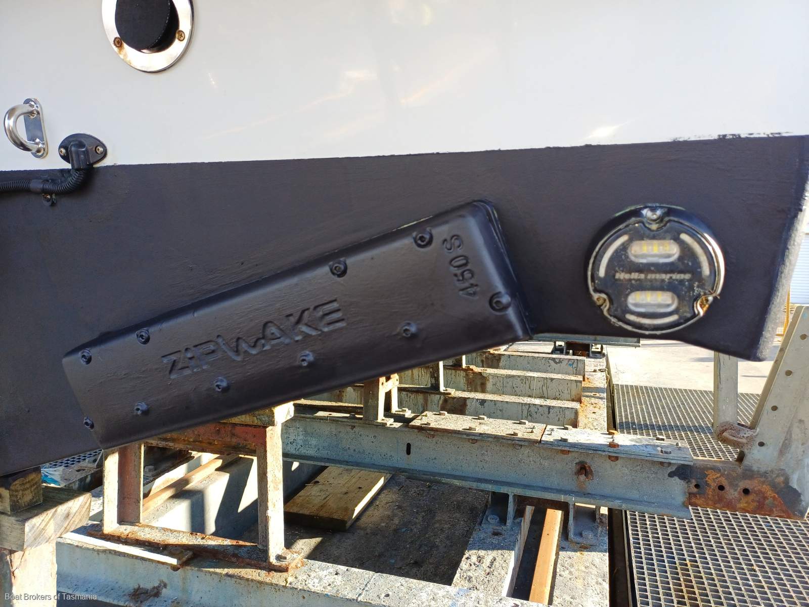 Vin et Fromage Jeanneau Merry Fisher 795 Series 2 Low hours, slipped, antifouled, serviced. Boat Brokers of Tasmania